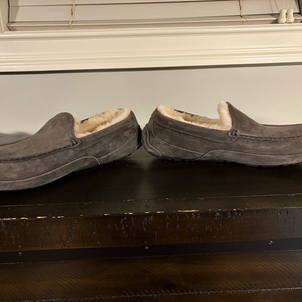 UGG Men's Charcoal Suede Loafers